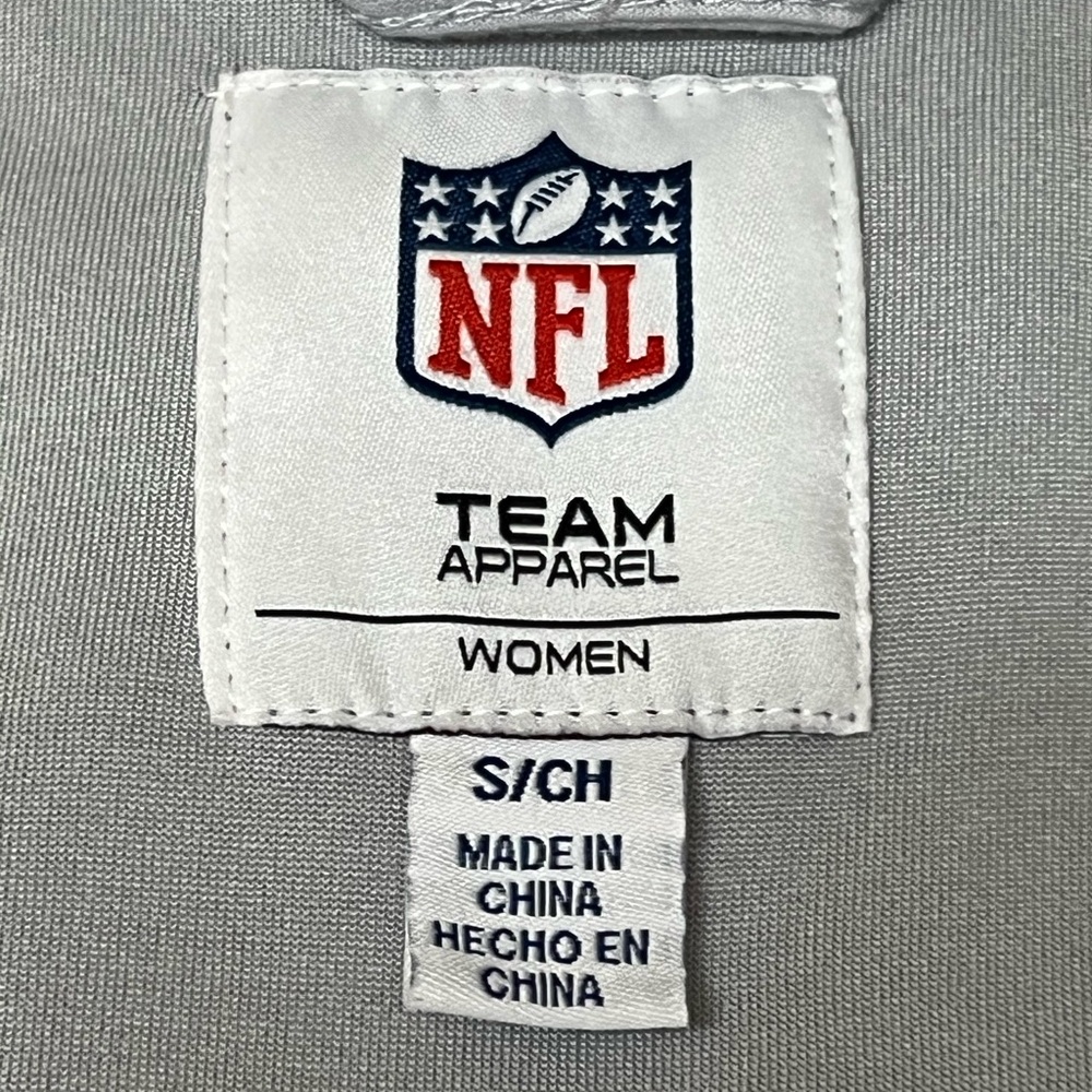 Ladies Kansas City Chiefs hooded jacket - Picture 6 of 7